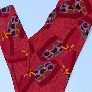 LuLaRoe Valentine's Leggings
